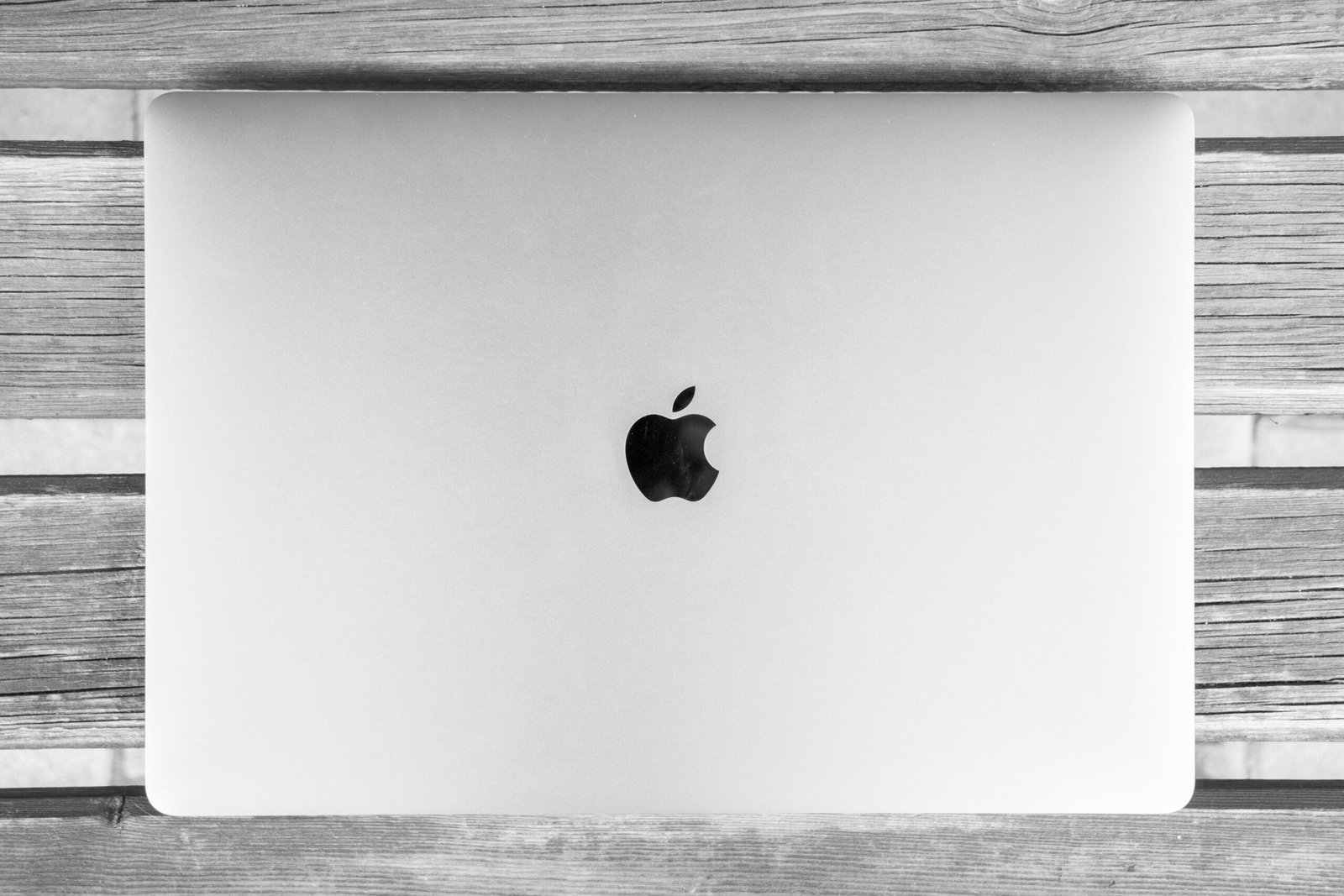 Top 3 Apple Laptops in 2025: Which One Should You Choose?