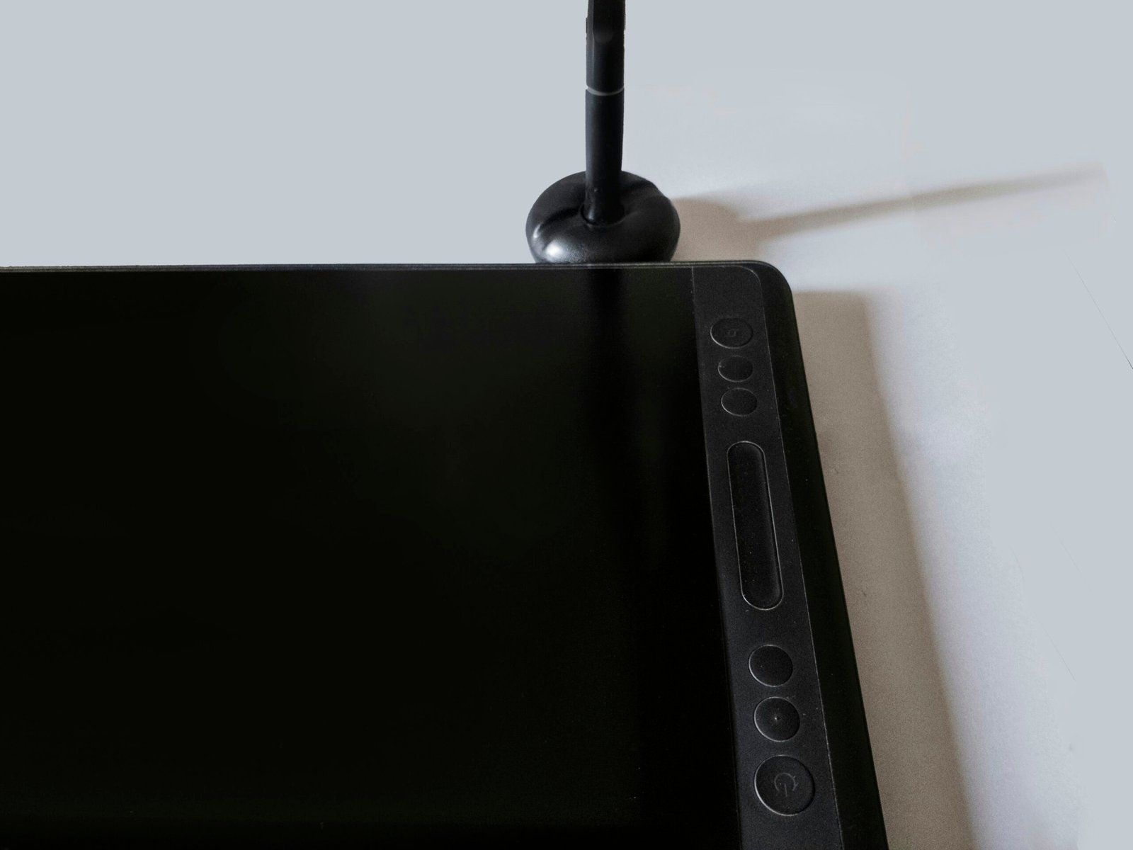 Top 3 Budget Drawing Tablets Under $300: Affordable Options for Beginner Artists and Students